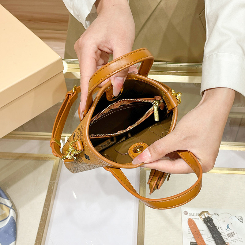 Bolso Mini de Cuero Genuino de - Luxury Bags Hong Kong reseña y precio
